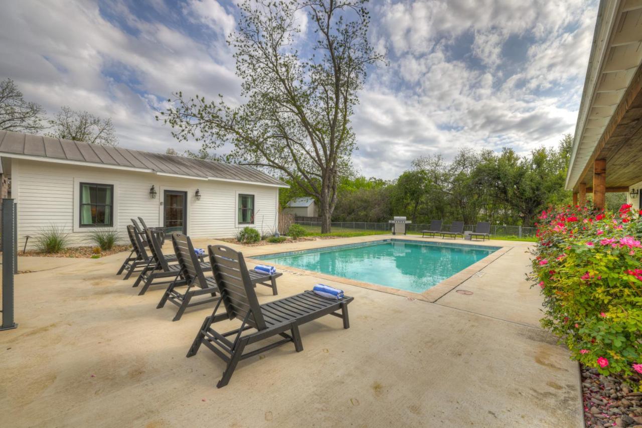 Schubert Inn Cottage - Pool - Walk To Main St 弗雷德里克斯堡 外观 照片